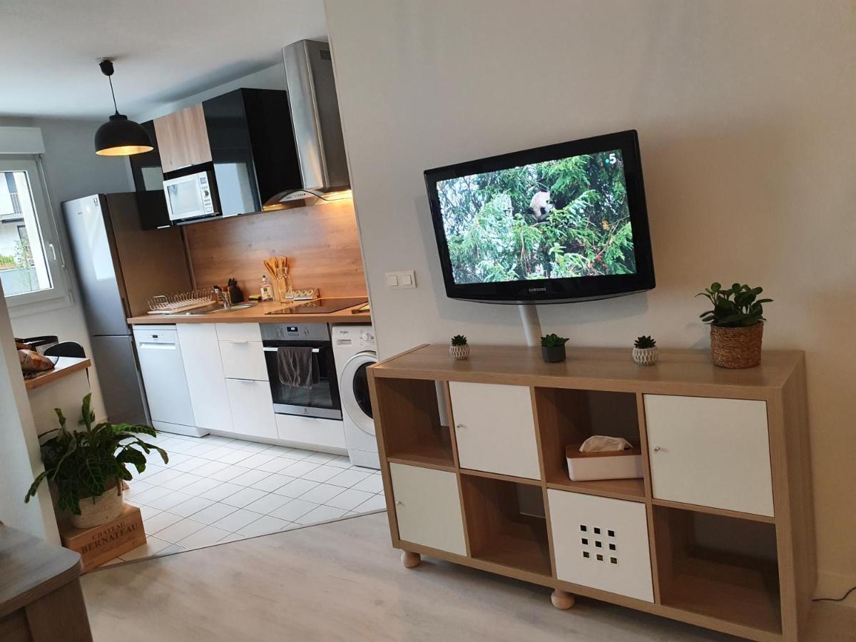 Magnifique Appartement Avec Garage Prive Et Terrasse Reims Exterior foto